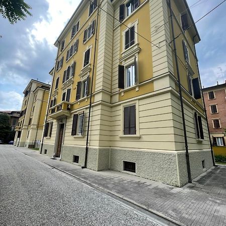 Appartamento Moderno La Dolce Vita Реджо-нель-Емілія Екстер'єр фото